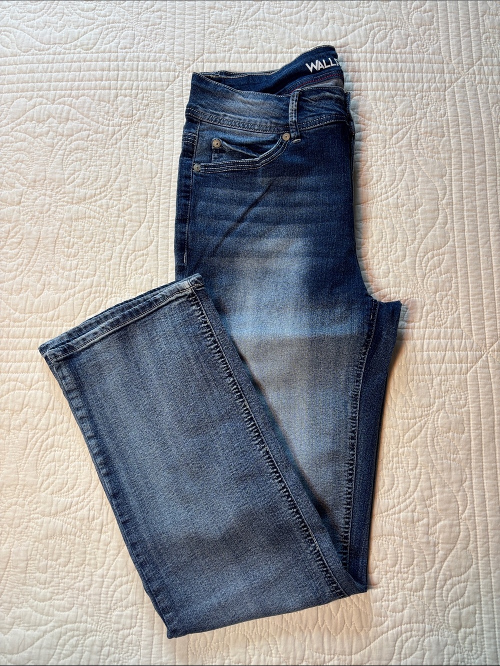 Wallflower Women's Straight Leg Dark Blue Jeans with Fading